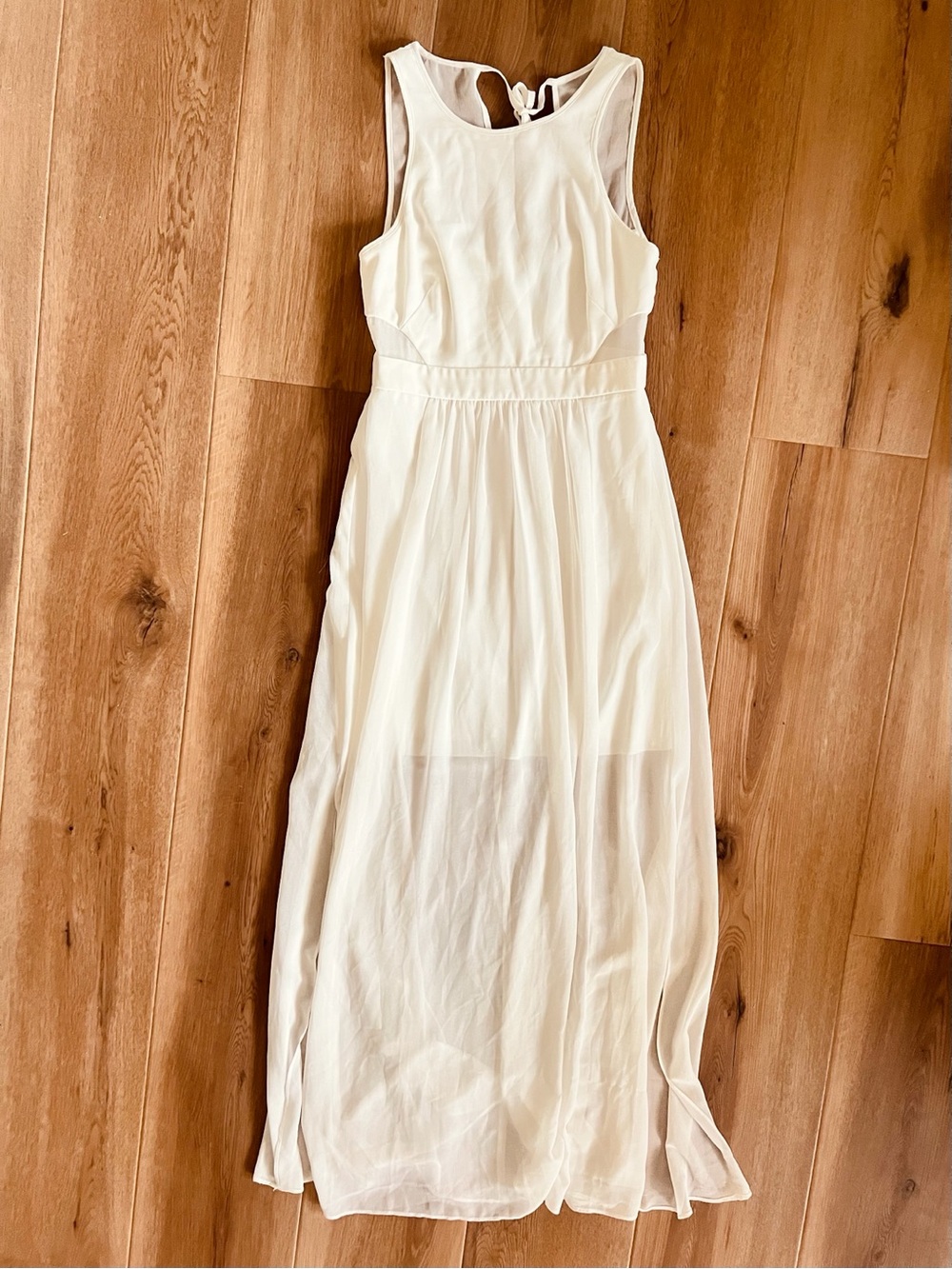 Sheer Maxi Dress Size 8 | Elegant Formal Occasion Dress - Picture 4 of 6